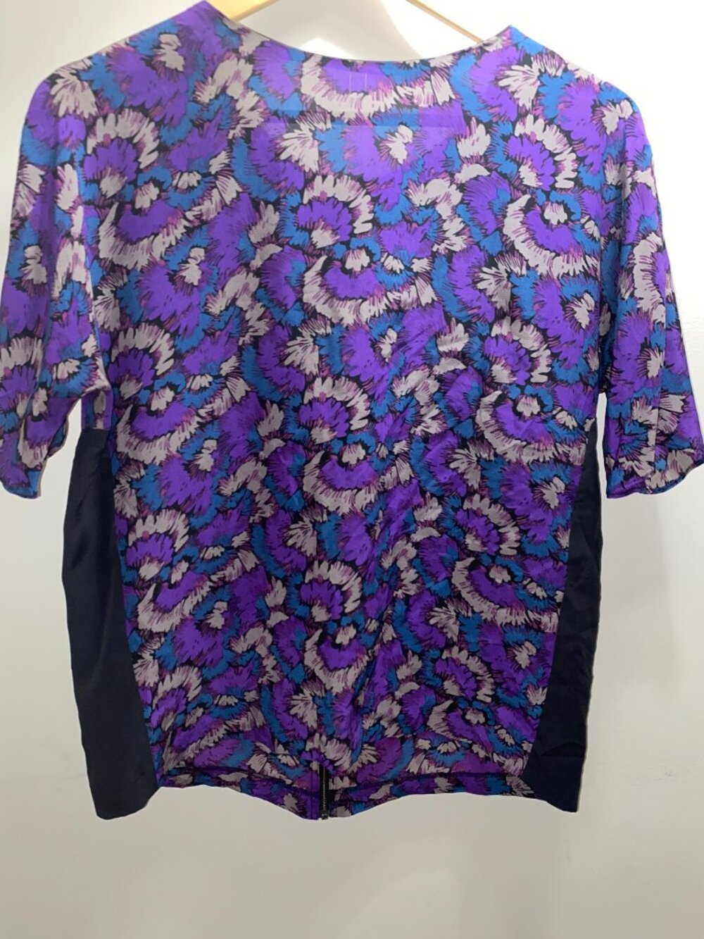 Eliot 100% Silk Abstract Floral Top. Size Small